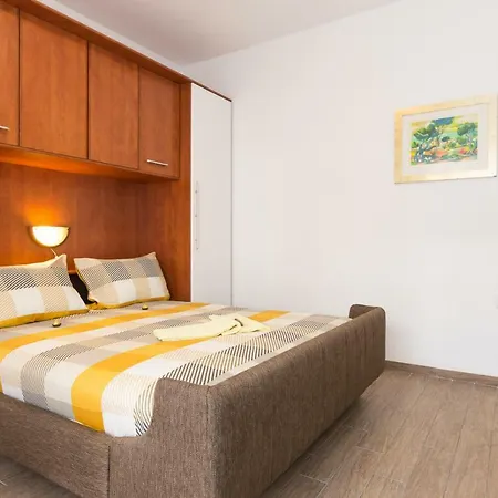 Centre Guest house